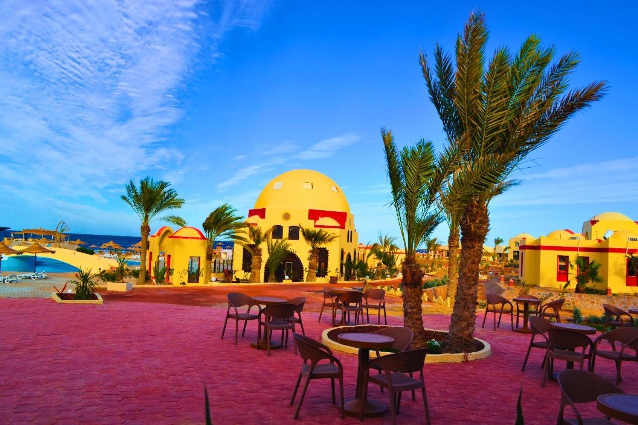 Hostmark Zabargad Beach Resort Abu Ghusun Exterior photo