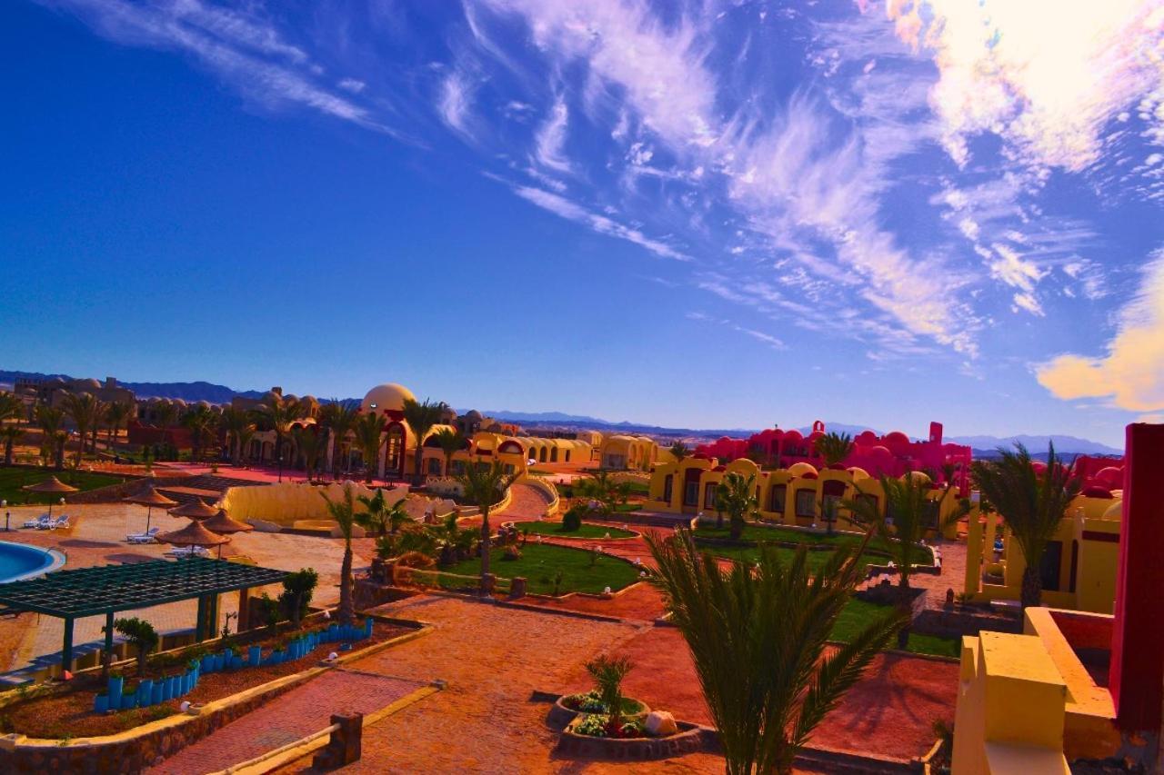 Hostmark Zabargad Beach Resort Abu Ghusun Exterior photo
