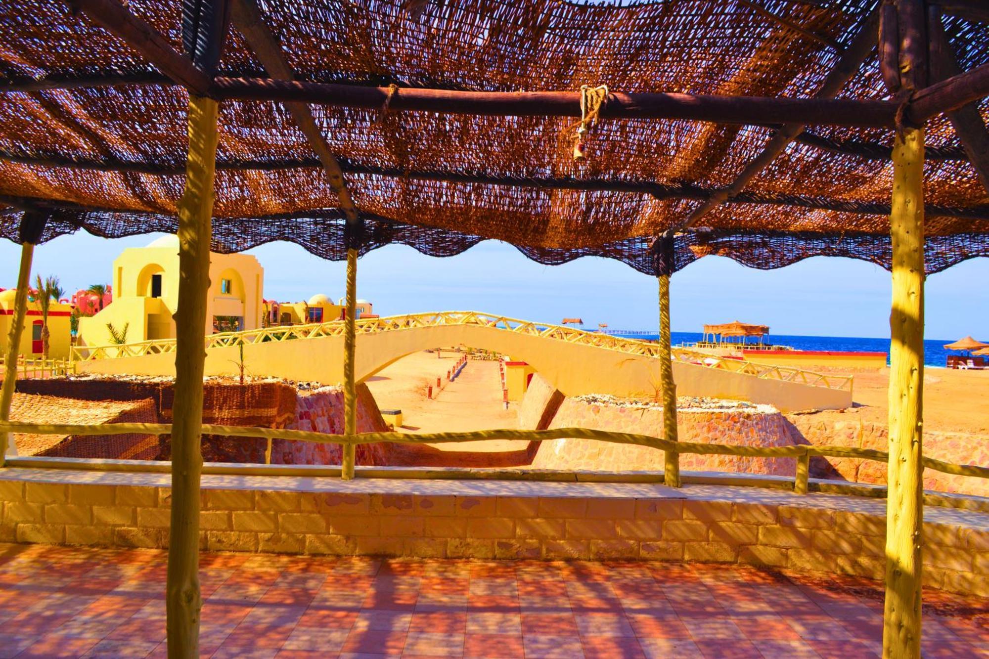 Hostmark Zabargad Beach Resort Abu Ghusun Exterior photo