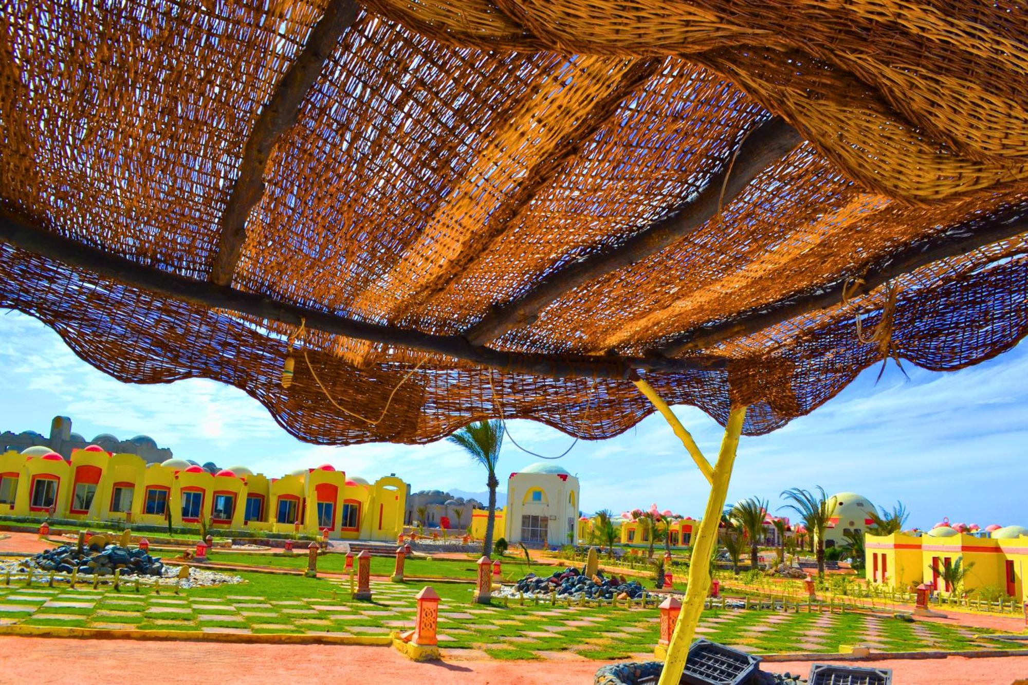 Hostmark Zabargad Beach Resort Abu Ghusun Exterior photo
