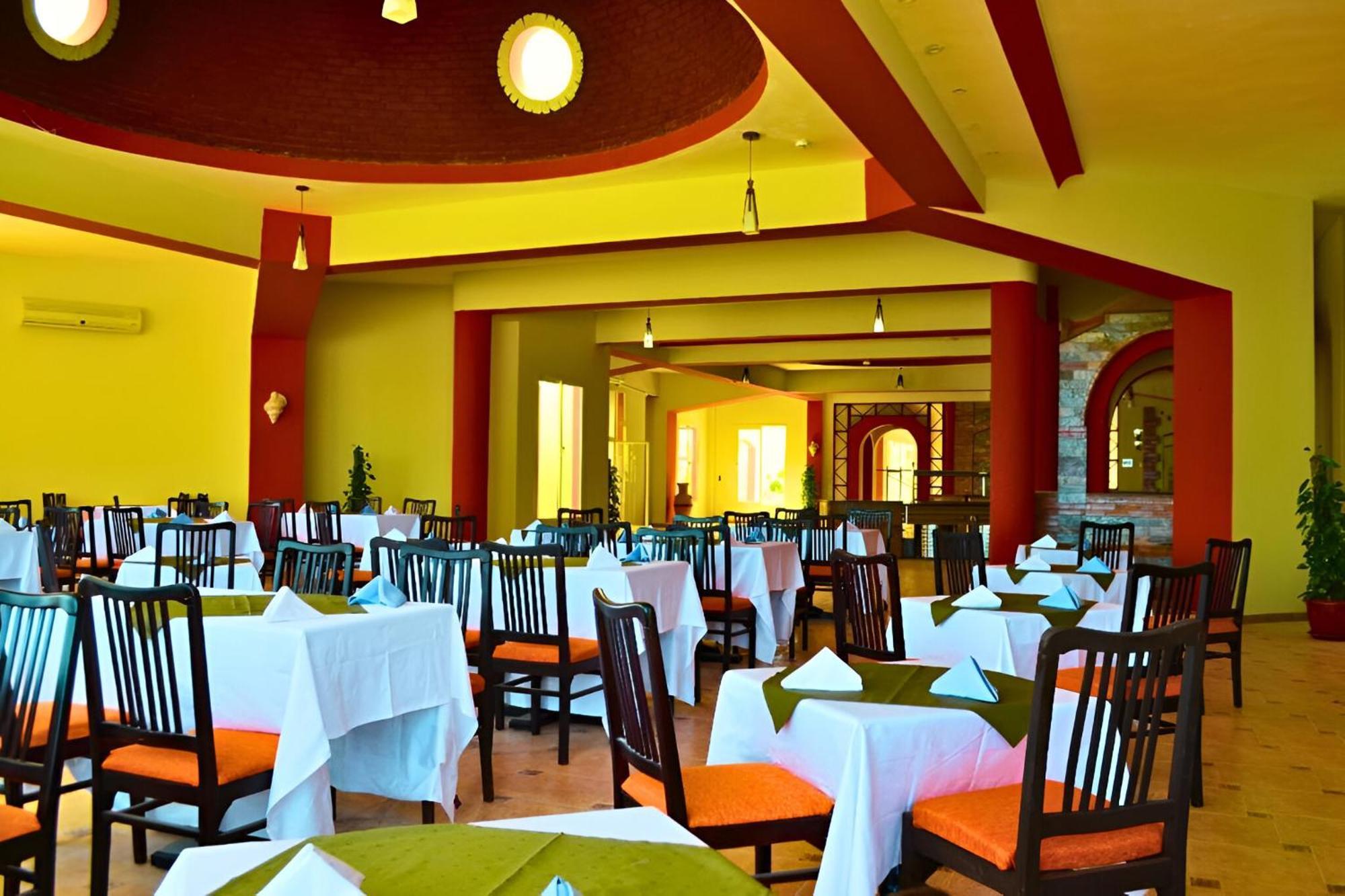 Hostmark Zabargad Beach Resort Abu Ghusun Exterior photo