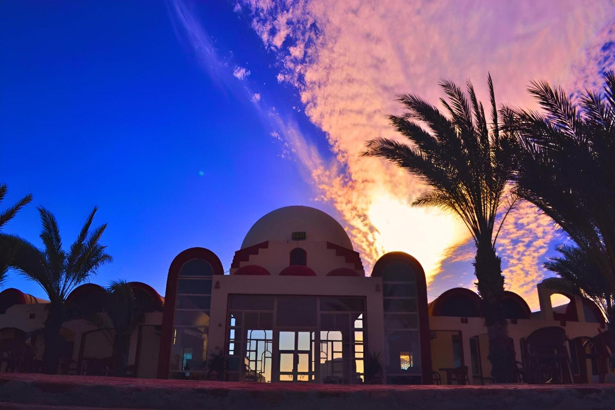 Hostmark Zabargad Beach Resort Abu Ghusun Exterior photo